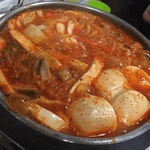 소주 한병 뚝딱.. 부산 고향김치전골.jpg - 악플달면 쩌리쩌려버려 - ＊여성시대＊ 차분한 20대들의 알흠다운 공간 소주 한병 뚝딱.. 부산... 