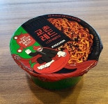 교촌치킨 라면 출시 - 악플달면 쩌리쩌려버려 - ＊여성시대＊ 차분한 20대들의 알흠다운 공간 교촌치킨 라면 출시