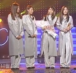 지금 다시 나와도 여덕들 마음에 불지를 핑클 now 활동 당시 의상.... 지금 다시 나와도 여덕들 마음에 불지를 핑클 now 활동 당시 의상.jpgif