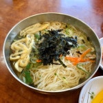 비빔국수 vs 잔치국수 🍜 - 악플달면 쩌리쩌려버려 - ＊여성시대＊ 차분한 20대들의 알흠다운 공간 비빔국수 vs 잔치국수 🍜