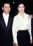 지금 봐도 핵멋있는 1993년 칸영화제 공리 패션.jpg - 악플달면... 20대들의 알흠다운 공간 지금 봐도 핵멋있는 1993년 칸영화제 공리 패션.jpg