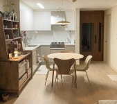 은근 호불호 갈리는 식탁 디자인.jpg - 악플달면 쩌리쩌려버려... 차분한 20대들의 알흠다운 공간 은근 호불호 갈리는 식탁 디자인.jpg