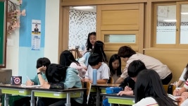 초등학교 전교생한테 역조공한 대기업 정체.jpg - 악플달면 쩌리쩌려버려 - ＊여성시대＊ 차분한 20대들의 알흠다운 공간 초등학교... 