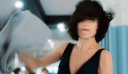 고민시 영상화보집 수준이라는 드라마 아무도 없는 숲속에서... 알흠다운 공간 고민시 영상화보집 수준이라는 드라마 아무도 없는 숲속에서