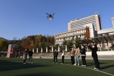 국민인!! - 국민대학교: 기업가정신, 국민대학교 국민대, 2021 창의 비행체 경진대회 ‘은상’(2위) / 기계공학부 크론 동아리 학생들