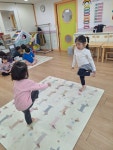 4월 4주 우주반1 - ♠ 우주반 보육활동 ♠ - 사랑이 샘솟는 맑은샘어린이집 4월 4주 우주반1