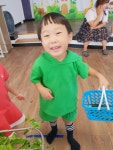 퍼포먼스미술🥒오이따기🥒 - 초록나무반 - 행복이 가득한 어린이집 퍼포먼스미술🥒오이따기🥒