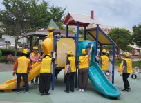 남광봉사단, 어린이놀이터 방역(2025.06.20) - 환경정화 - 제주남광경로당 남광봉사단, 어린이놀이터 방역(2025.06.20)