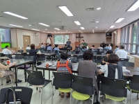 성심회 9월 정기회의(스마트폰 활용법 Chat gpt기초교육) 개최 - 성심회 - 대구대교구 문덕 성당 성심회 9월 정기회의(스마트폰 활용법 Chat... 