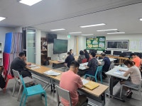 2025.07.22.(화) 수업(시낭송,문해교육,초등,중등,고등) 사진 - 야학 풍경 - 동두천 두드림장애인학교 2025.07.22.(화) 수업(시낭송,문해교육... 