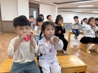 🎶🎵키즈성악🎶🎵린다 박 선생님과 함께 하는 성악교실 - 2024학년도 5세반별이야기 - ♥ 대구과학대학교부설유치원 ♥ 🎶🎵키즈성악... 