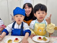 [5세]원어민 선생님과 함께 하는 까나페 만들기👩🍳👨🍳 - 전체 행사 사진 - ♥ 대구과학대학교부설유치원 ♥ [5세]원어민 선생님과 함께 하는... 
