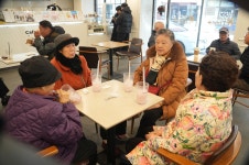 2026-02-25경로당 총회(시집안간돼지집) - 경로당(9통마을)대소행사 - 파주으름나무 2026-02-25경로당 총회(시집안간돼지집)