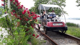 왕송 레일바이크 휴일날 - 류제월 - 사랑채 시니어기자단 왕송 레일바이크 휴일날