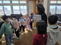 산월초등학교 견학~원장님과 함께 🥰 - ♡ 지혜반 ♡ - ★-첨단재능어린이집-★ 산월초등학교 견학~원장님과 함께 🥰