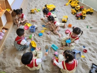 4월 28일 - 키즈카페 견학 - 25년 슬기반 사진 - 양정중앙어린이집 4월 28일 - 키즈카페 견학