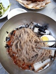 막국수집이지만 막국수만큼 유명한 수육이 있는 강원도 백촌막국수 - Soul Lounge - 소울드레서 (SoulDresser) 소울드레서 (SoulDresser)