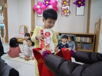 안성시종합사회복지관에서 주최하는 ‘따뜻한 한끼 사랑을 외치다’ - ♥산새소리 앨범 - 국공립 참아름어린이집 안성시종합사회복지관에서... 