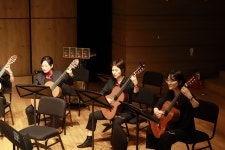 14회정기연주회전체합주사진-2(10장) - 소리사랑 앨범 - 소리사랑피아노 & 경주클래식기타앙상블 14회정기연주회전체합주사진-2(10장)