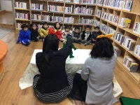 사상구종합사회복지관-작은도서관견학 - 지역사회연계활동 - 하늘향기어린이집 사상구종합사회복지관-작은도서관견학