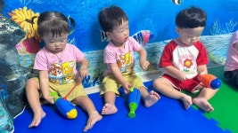 뮤직컴스토리-주황물고기 친구 찾기 - 꼬마별반 (바깥.특별활동) - ☆~별수아 어린이집~☆ 뮤직컴스토리-주황물고기 친구 찾기