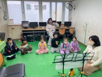핸드벨(12/16) - 교육/특기적성프로그램 - 입장해오름지역아동센터 핸드벨(12/16)
