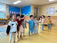 (4/7~10) 잎새반 특별활동 💛 - 잎새1반(2세) - 국공립 화순 천재어린이집 (4/7~10) 잎새반 특별활동 💛