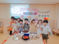 (7/5)민우의 생일파티~♡^^ - 2022 열매반(3,4,5세) - 국공립 화순 천재어린이집 (7/5)민우의 생일파티~♡^^