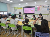 진로체험 요리조리 고고! 활동사진 - 센터사진 - 김해시가족센터 김해시가족센터