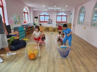 🥏체육-부메랑 던지기🥏 - ☺7세 하늘반☺ - 행복엔젤유치원 엔젤어린이집 🥏체육-부메랑 던지기🥏