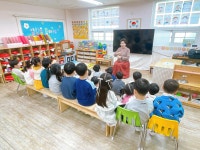 💙이야기할머니&반가워플레카 - ☺6세 햇살반☺ - 행복엔젤유치원 엔젤어린이집 💙이야기할머니&반가워플레카