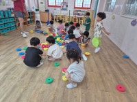체육-도넛칩 - ☺5세 꽃잎반☺ - 행복엔젤유치원 엔젤어린이집 체육-도넛칩