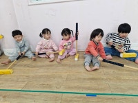 놀이🩷 - ☺3세 뿌리3반☺ - 행복엔젤유치원 엔젤어린이집 역할)동물그림책을 보고 동물이 되어보아요&체육)게이트볼 놀이🩷