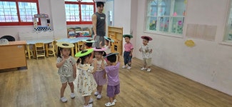 체육시간 ㅡ부메랑으로 놀아요 - ☺4세 새싹1반☺ - 행복엔젤유치원 엔젤어린이집 체육시간 ㅡ부메랑으로 놀아요