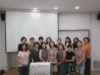 아주대 한방꽃차소믈리에 여름학기 졸업사진(주간) - 아주대 한방꽃차소믈리에(주간) - 한국한방꽃차협회 www.한방꽃차.net 아주대... 