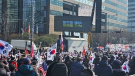 광화문 두곳과 부산역광장비교... - 민주통일복지사회를위한노력 - -배달심신수련회-(택견&명상)-성북택견회- 광화문 두곳과 부산역광장비교...