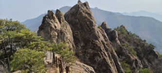 거창 우두산(항노화힐링랜드입구~바리봉~장군봉~의상봉~마장재~출렁다리~항노화힐링랜드) - 경남의 산 - 강과 산과 길과 시(강,산,도,시) 거창... 