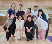 ＜굿 닥터(The Good Doctor)＞ 7.26-27 안똔체홉극장 - 굿 닥터 - 극단 성난발명가들 ＜굿 닥터(The Good Doctor)＞ 7.26-27 안똔체홉극장