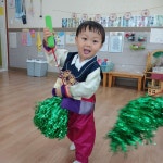 (원내활동)추석맞이 전통놀이 - 나비1반(3세) - 현풍아이세상어린이집 (원내활동)추석맞이 전통놀이