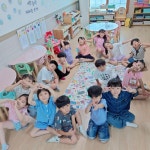 (수업중 활동) 우리동네 상상마을 그리기 - 협동화 - 슬기반(7세) - 현풍아이세상어린이집 (수업중 활동) 우리동네 상상마을 그리기 - 협동화