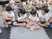 영어와 함께 배우는 환경프로젝트 - ┌25[초록풀잎반]───☆┐ - 김해큰세상어린이집 영어와 함께 배우는 환경프로젝트