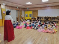 1. 20. (금) ＞ ❤️설날 행사&팔씨름 대회❤️ - ☆유치원 모습☆ - 호수유치원 ＜ 2023. 1. 20. (금) ＞ ❤️설날 행사&팔씨름 대회❤️