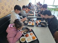 26.1.15 kt&g 공연 관람(페인터즈) - …── 아동센터 NEWS - 우리 지역 아동센터 26.1.15 kt&g 공연 관람(페인터즈)