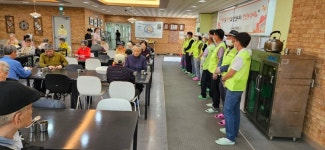 2025년 6월1일 영락양로원 참사랑재단 급식봉사활동 - 사진 - 대구서구까치사랑봉사단 2025년 6월1일 영락양로원 참사랑재단 급식봉사활동