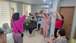 라비다샵통영중앙 | 25.07.03 중앙문고, 숟가락 난타 수업 - 중앙동 소식 - 통영시새마을회 25.07.03 중앙문고, 숟가락 난타 수업
