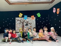 안녕? 겨울아~(영아반 겨울놀이) - 이달의 행사 - 익산아이미소어린이집 안녕? 겨울아~(영아반 겨울놀이)