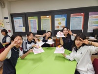 [출강]서여자중학교 케이크디자이너 진로체험 신울산슈가케익제빵학원 출강 - 단체체험교실(출강가능) - 신울산슈가케익제빵학원(울산강북교육청... 