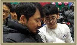 민상우 신강초등학교 42회 졸업식(2025.12.26) 동영상 UP - 가족 - 민승관입니다 민상우 신강초등학교 42회 졸업식(2025.12.26) 동영상 UP