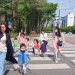 지역탐방ㅡ파출소에 가요. - 2022년 즐거운반 사진 - 재능스쿨 어린이집 지역탐방ㅡ파출소에 가요.