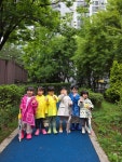 흙으로 케익 만들기 - 들꽃향기 사진첩 - 산들 어린이집 흙으로 케익 만들기